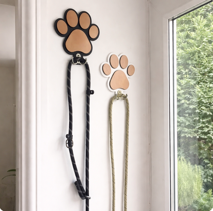 Wooden Leash for Cats & Dogs Vertical Organization