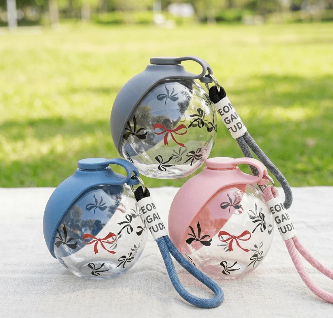 Water Fountain for Dogs Fresh Anytime Anywhere Lightweight