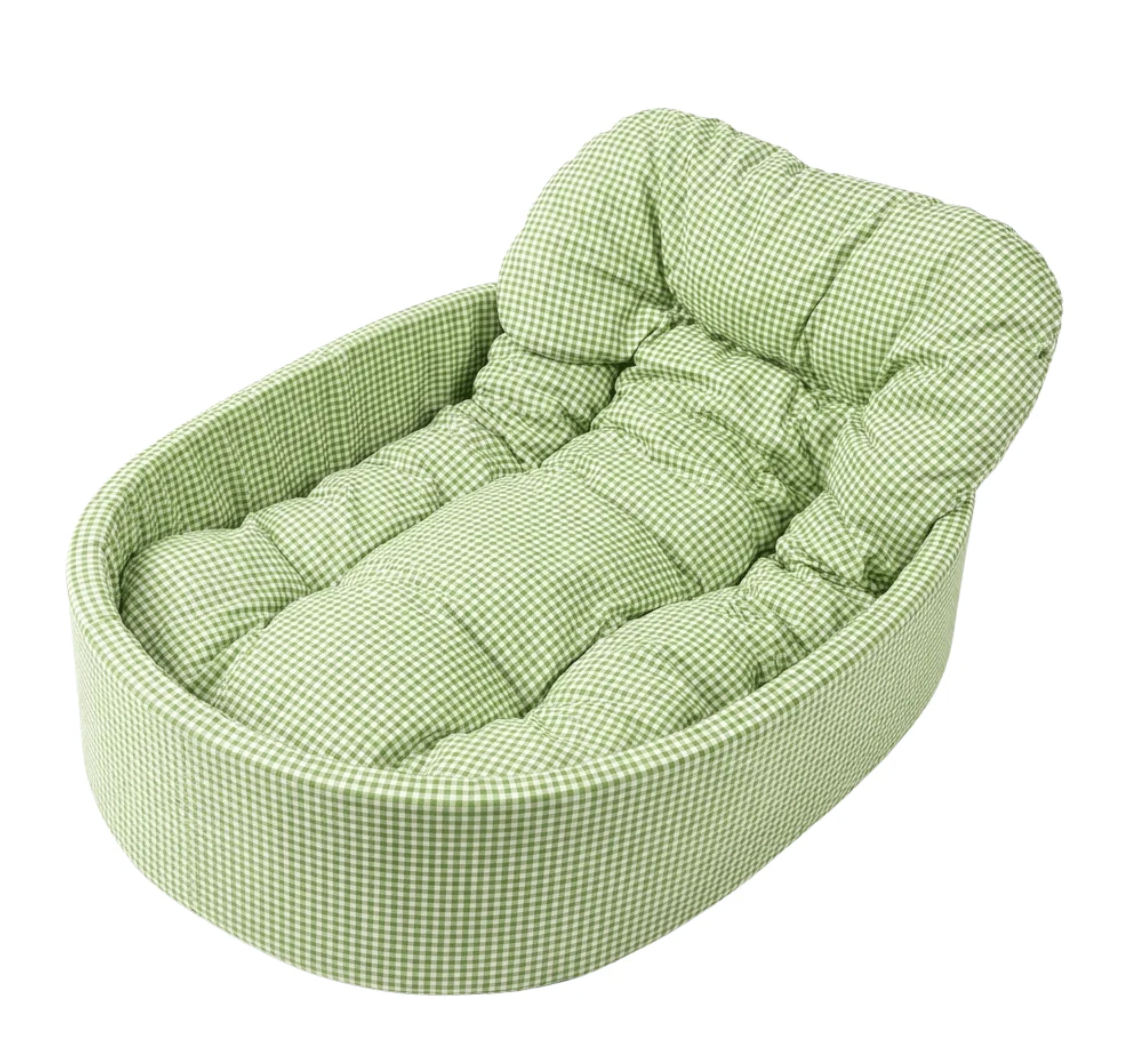 Cozy Plush Bed for Cats & Dogs Give Cosy