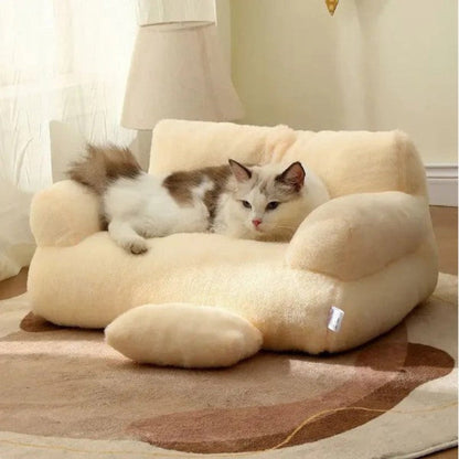 Luxury Warm Plush Bed for Cats Regal Retreat