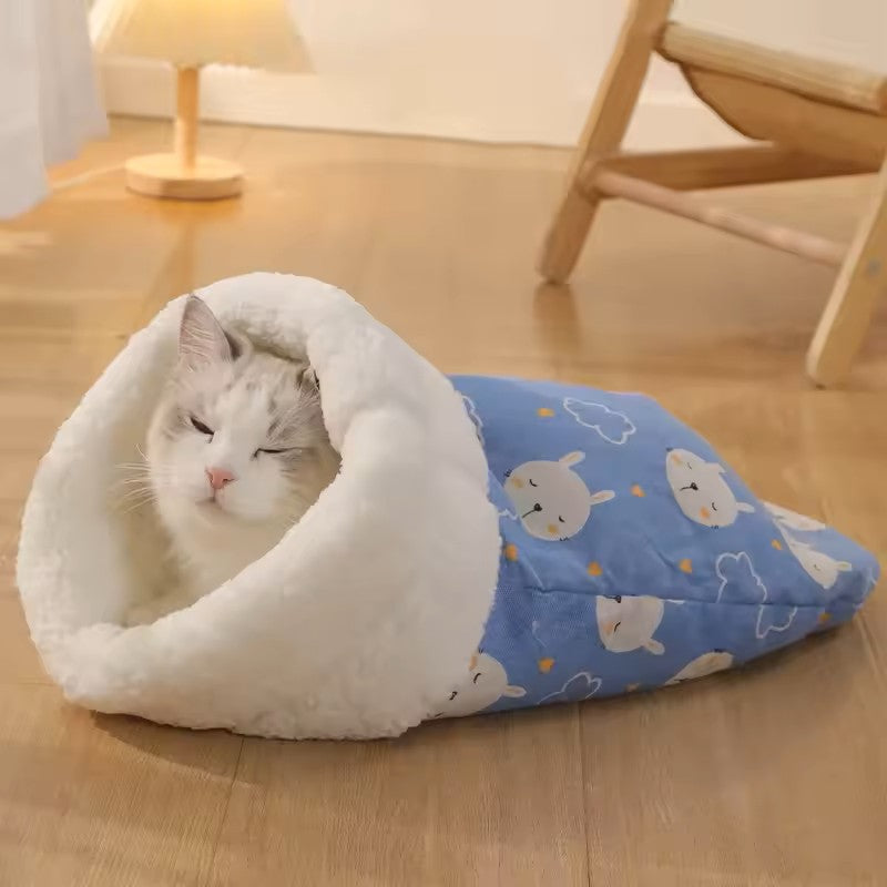 Self Warming Plush Bed for Cats Cozy Warm