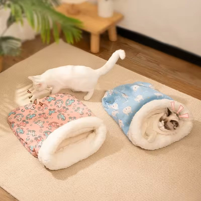 Self Warming Plush Bed for Cats Cozy Warm