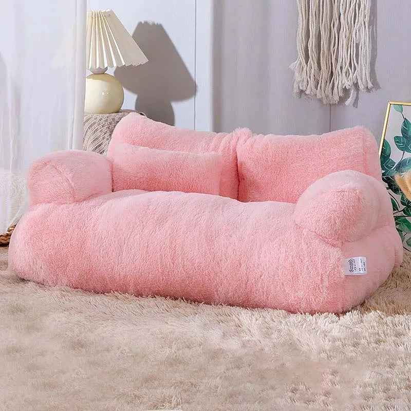 Luxury Warm Plush Bed for Cats Regal Retreat